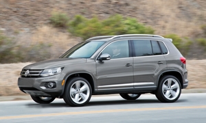 2017 Volkswagen Tiguan exterior